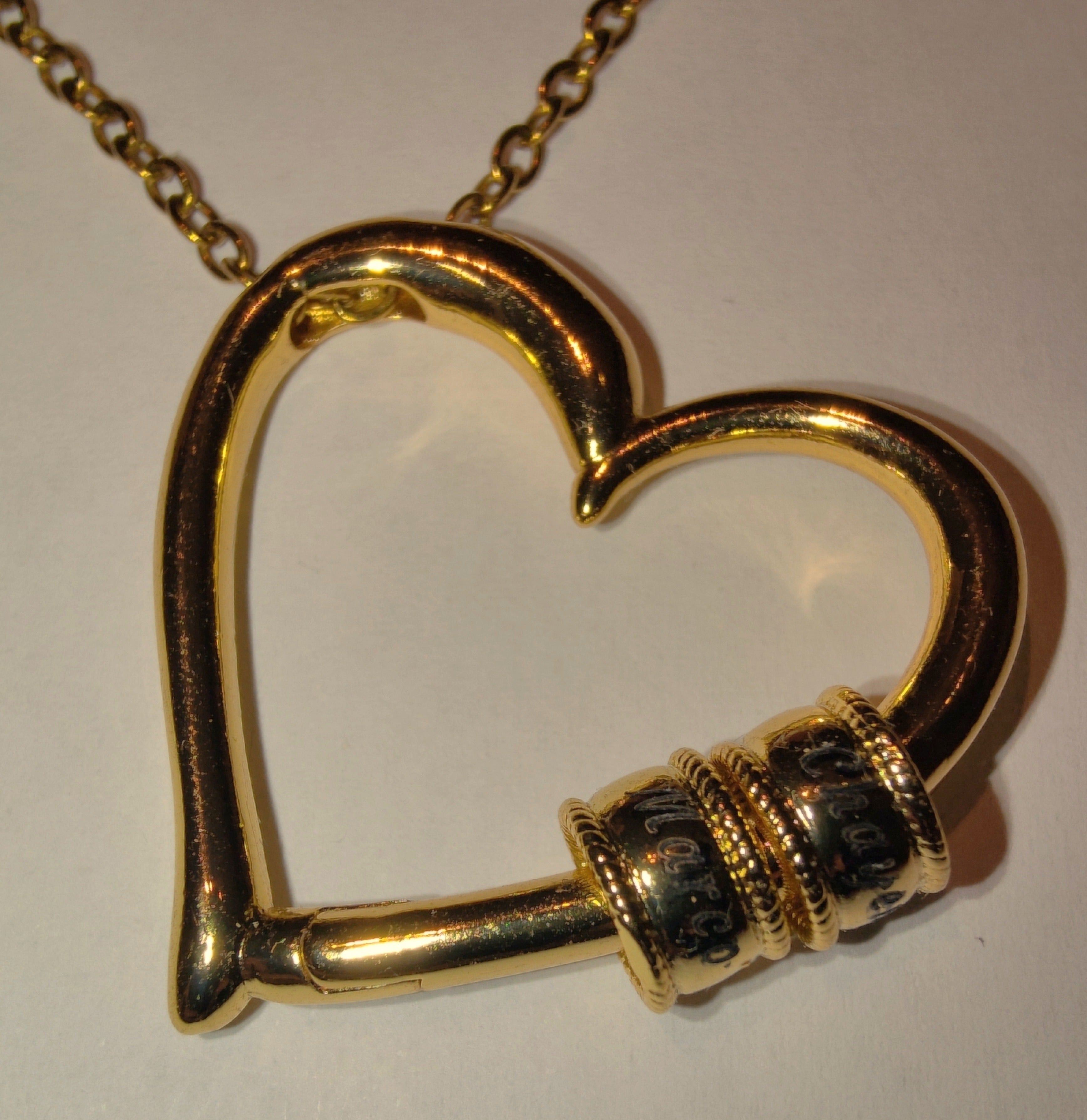 "Ewig Verbunden" – Herzkette mit Namensringen