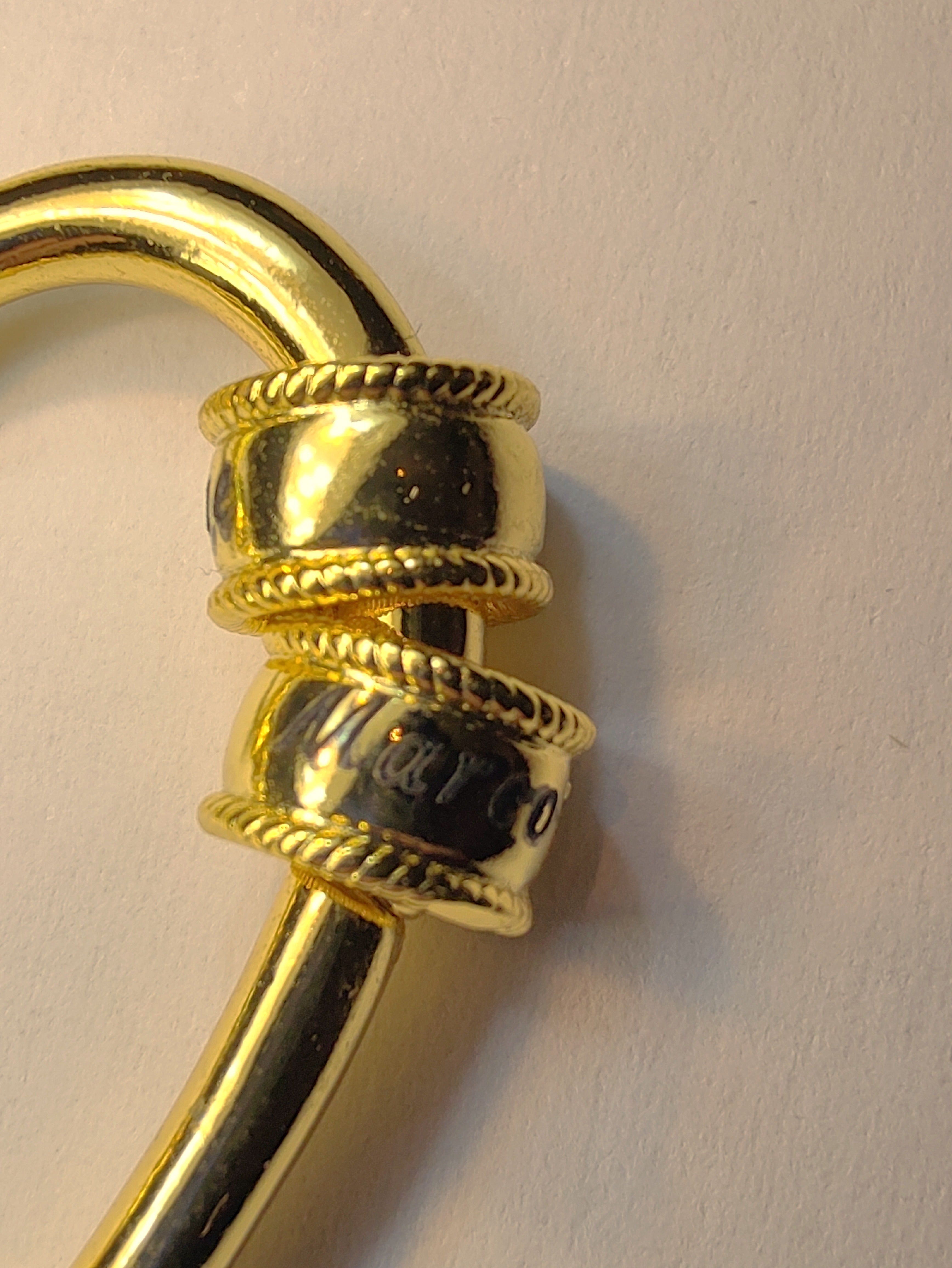 "Ewig Verbunden" – Herzkette mit Namensringen